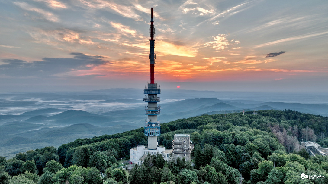 Napkelte Kékestetőn