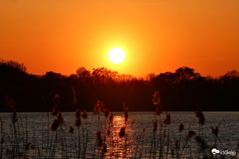 Naplás-tónál április 25. 