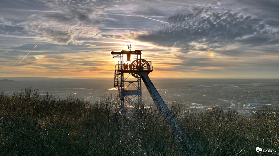 Kétoldali melléknap