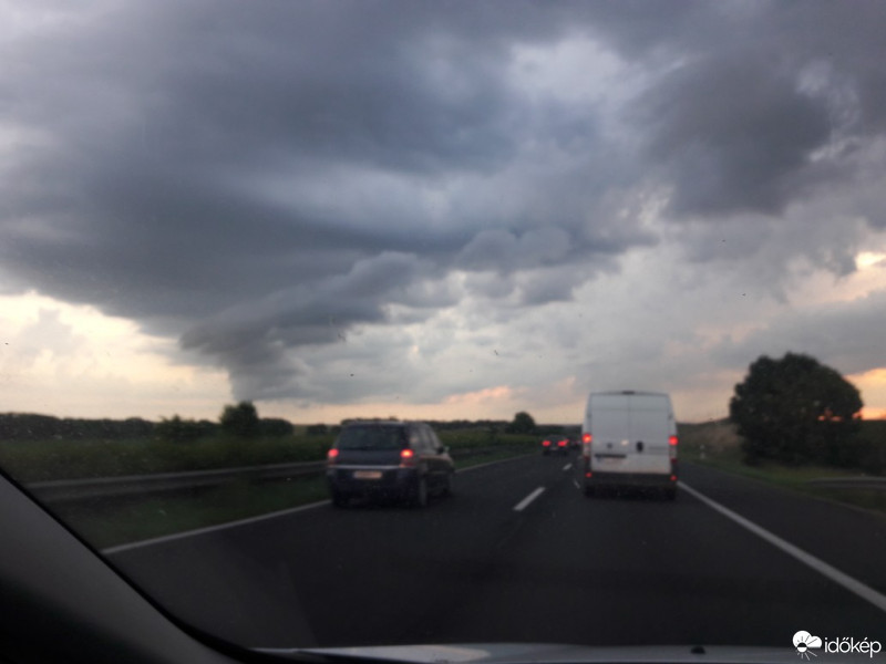 Észlelési fényképek