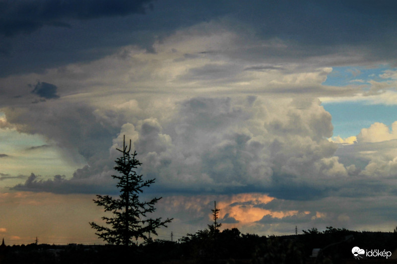 Jön, vagy nem jön?