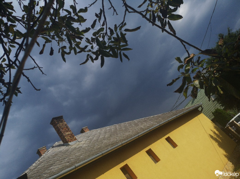 Észlelési fényképek