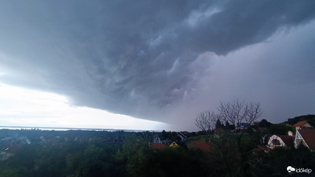 Észlelési fényképek