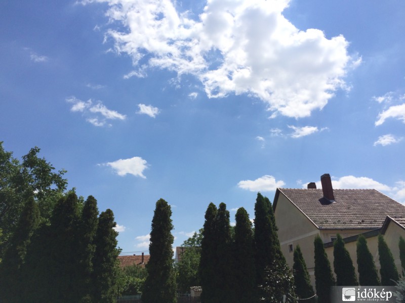 Észlelési fényképek