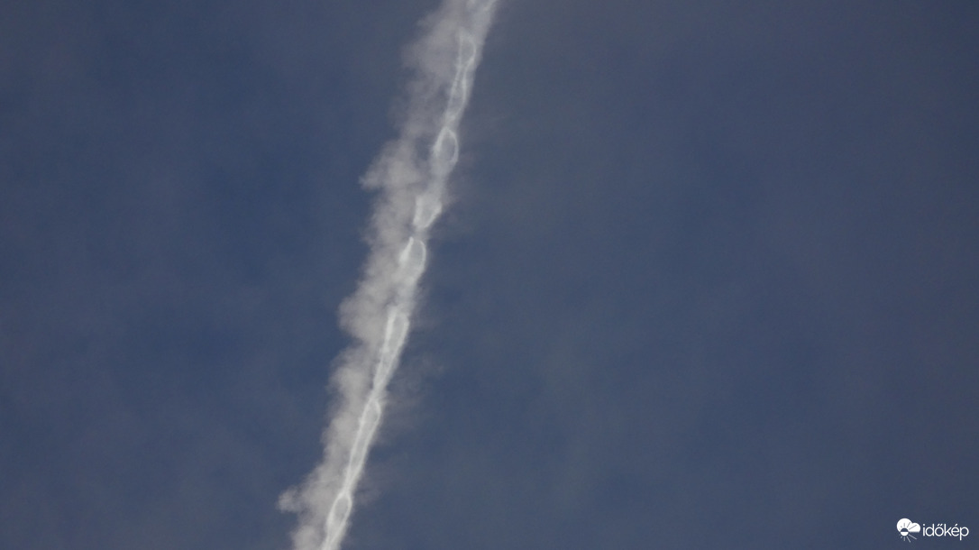 Egy sima, egy hurkolt - egy nyomvonalon