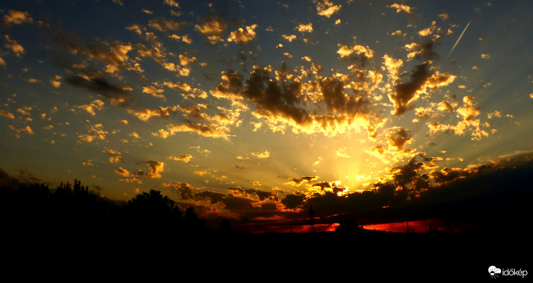 Nem várt naplementés látvány