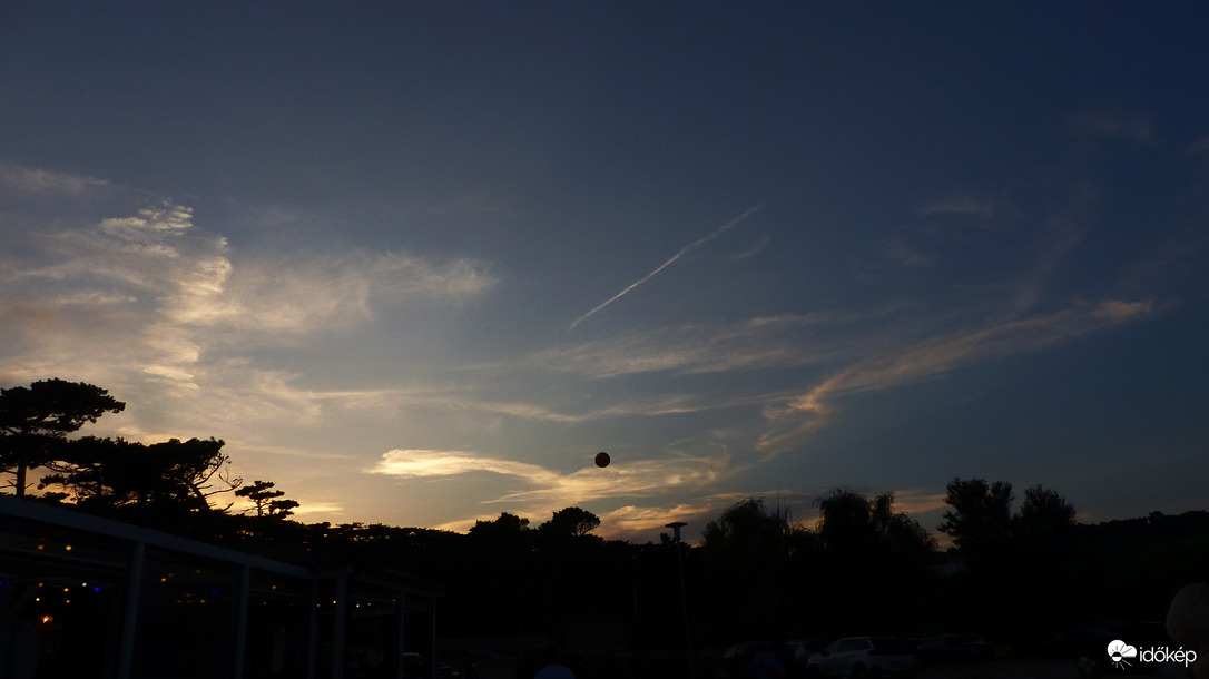 UFO jövend (igazából csak egy labda)