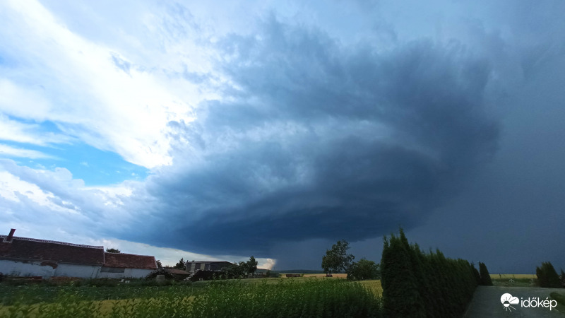 Észlelési fényképek