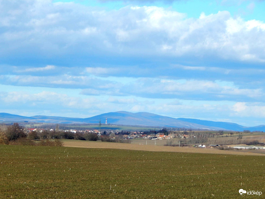 Nekem szülőhazám...