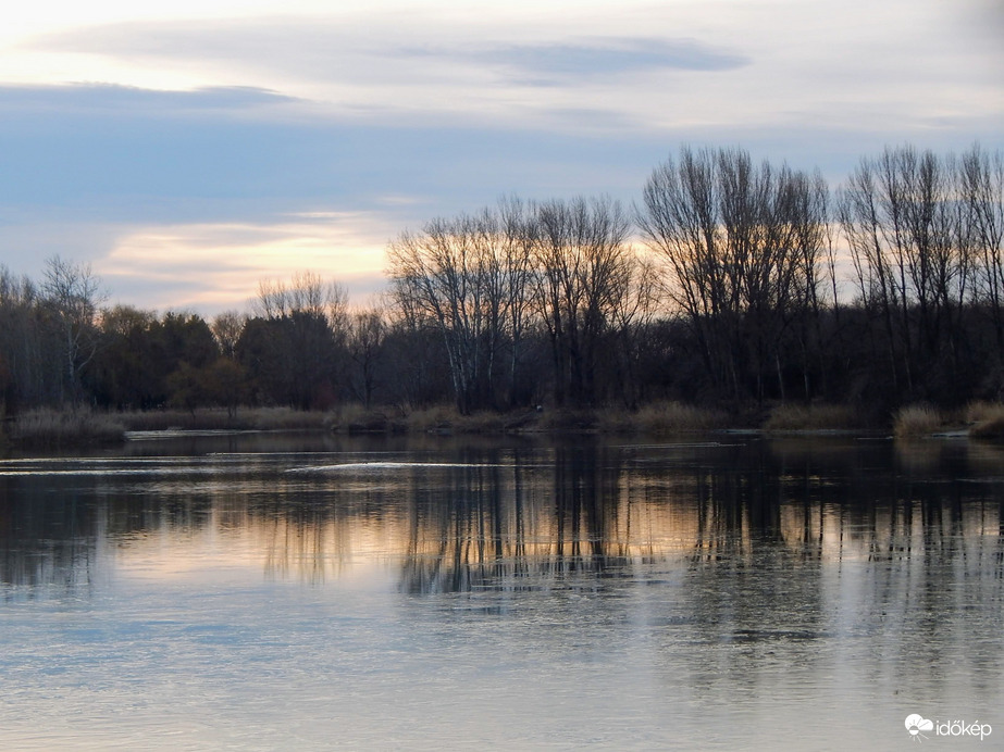 Görbeér napkelte után