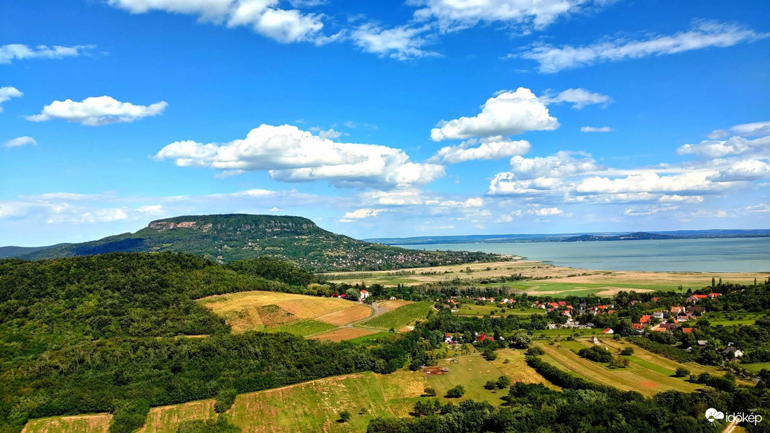 Kilátás a Szigligeti várból