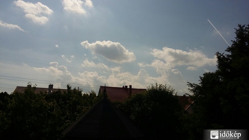 Észlelési fényképek