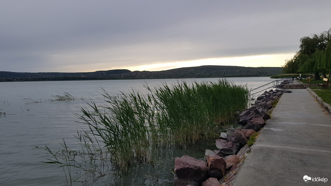 Balatonfűzfő