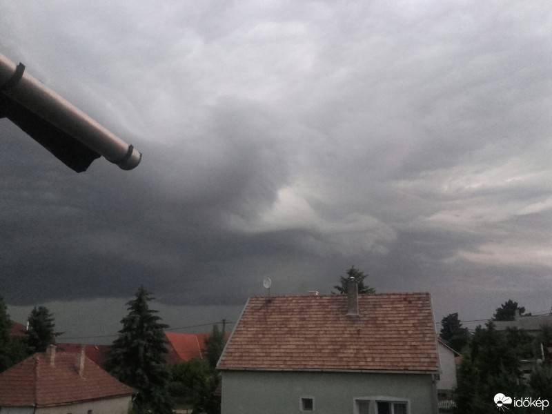 Észlelési fényképek