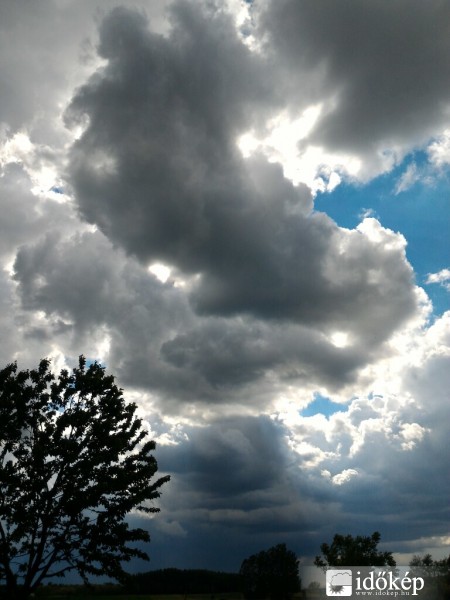 Észlelési fényképek