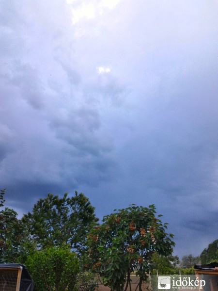 Észlelési fényképek