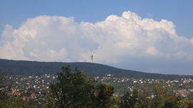 Gomolyfelhők a Mecsek felett (2016.09.07.)