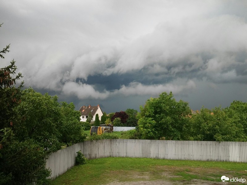 Észlelési fényképek